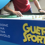 Foto campo di calciotavolo sponsorizzato Guerin Subbuteo